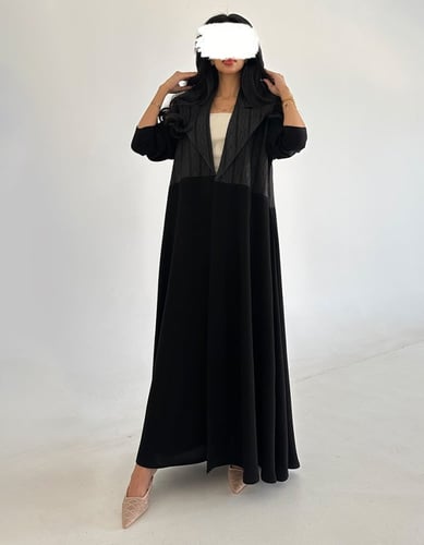 عبايه جاكار مع كريب قصة رسمية كلوش