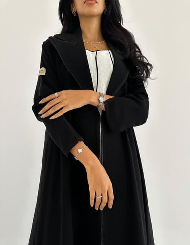 كريب ملكي كلوش مع اطراف وتفته هندي من الخلف