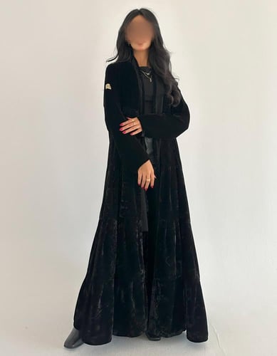 مخمل اسود بأسود كلوش طبقات