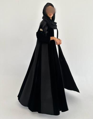 مخمل اسود كلوش مع لنن هندي