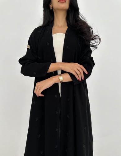 كريب مطرز زري ياباني اسود كامل كلوش