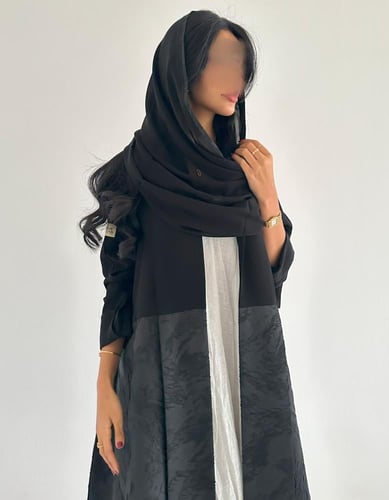 كريب ملكي اسود مع تفته جاكار كلوش