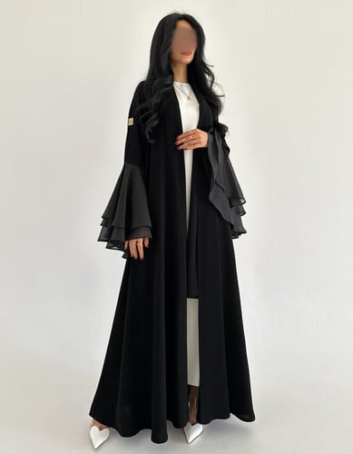 عباية كريب ملكي اسود مع شيفون