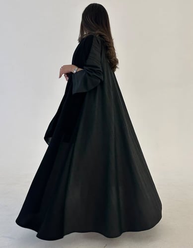 ملكي كلوش وتفته زري لمعة ومخطط من الخلف