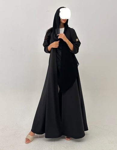 دبل فيس كريب أسود وبني كلوش أكمام ضيقه