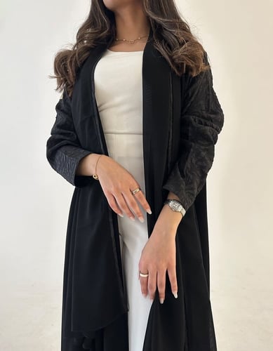 عباية كلوش ملكي و الاكمام جاكار مورد