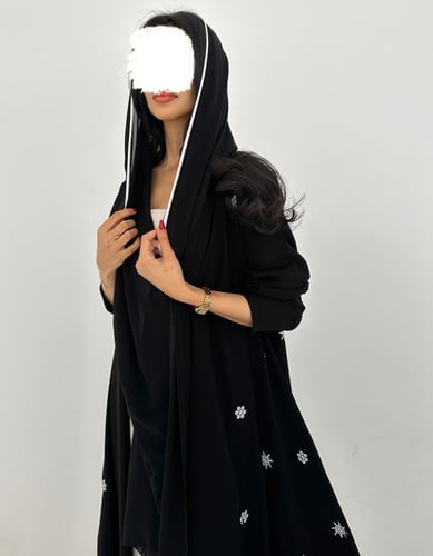 كريب ملكي جوانب مطرزه سكري كلوش