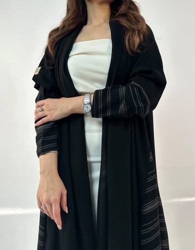 كريب ملكي كلوش مع كريب خفيف جاكار مخطط