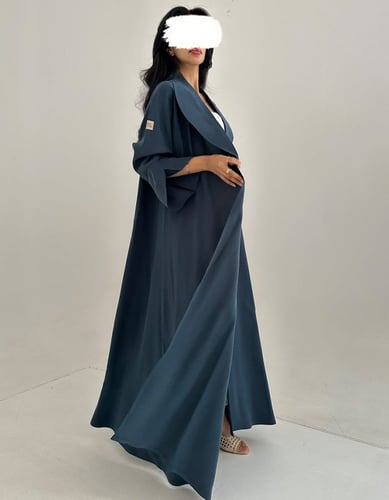 عباية كريب تركواز كلوش مع ياقه