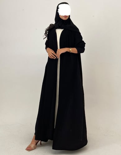 كريب أسود كلوش مع جوانب بلمعه