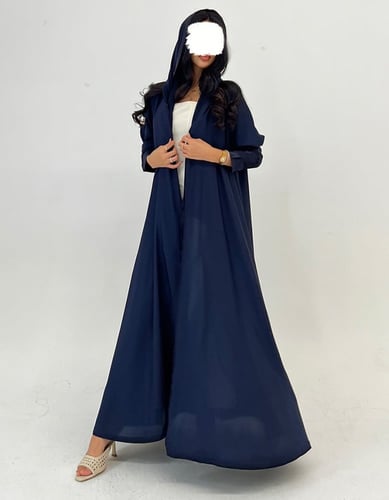 كريب ناعم كحلي مع اطراف جاكار كلوش