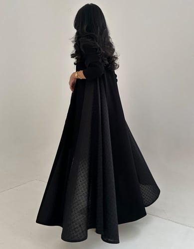 عباية كريب كلوش مع جوانب ركامه