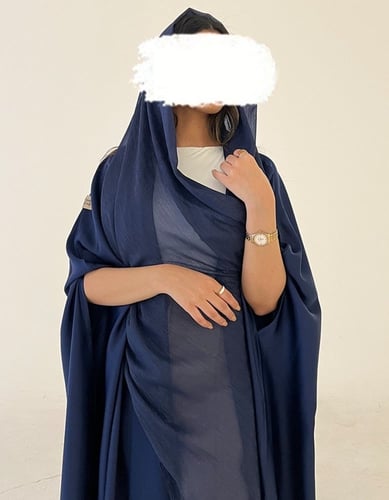 عباية قطرية بدون اكمام