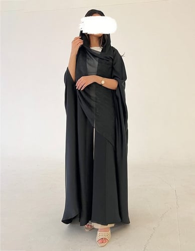 عباية قطرية بدون اكمام