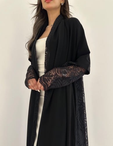 عباية كريب خفيف نص كلوش مع دانتيل فرنسي