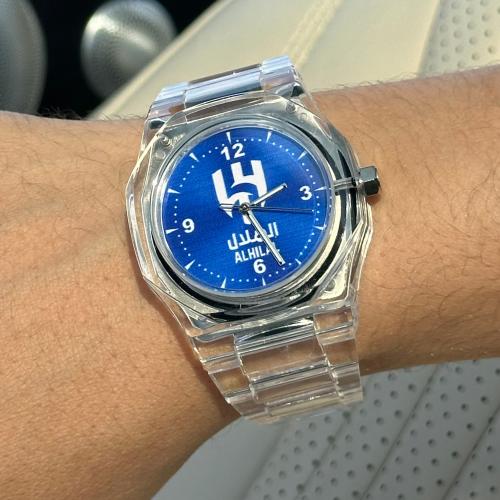 طقم الهلال + محفظه جلد + الميداليه