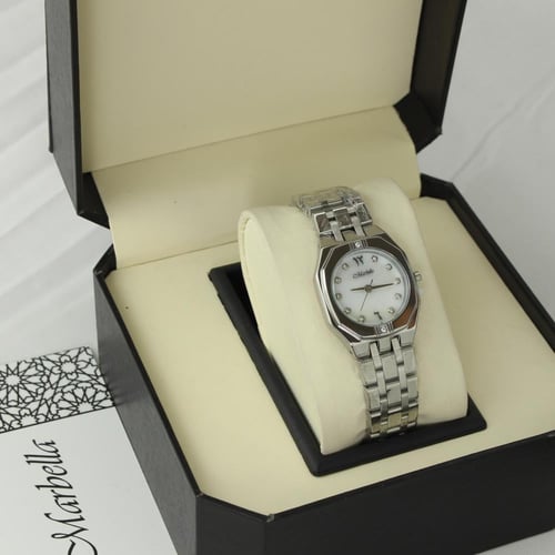 ساعه بروشا نسائيه