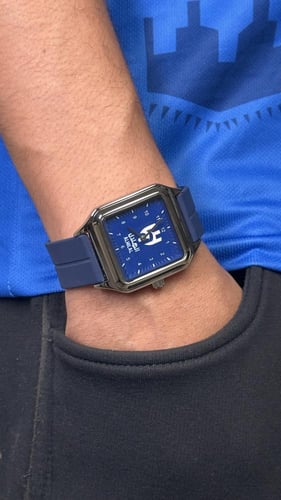 ساعه الهلال