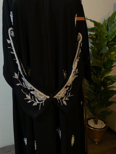 عبايه شكك