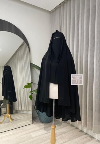 الخمار الفاخر (لا يحتاج لطرحة)