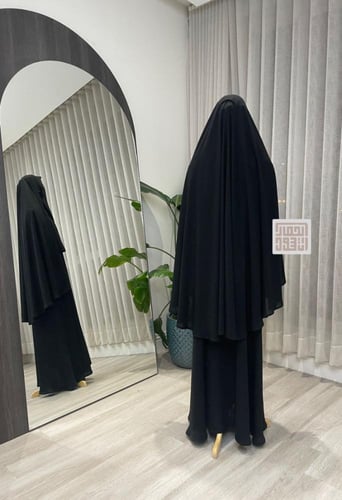 الخمار الفاخر (لا يحتاج لطرحة)