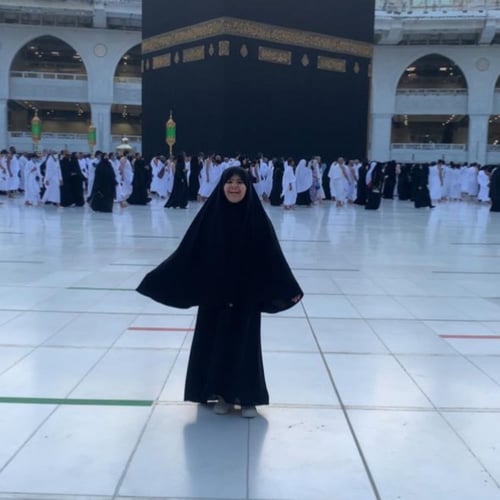 خمار بناتي ( قطعه على الجبهه وقطعه اسفل الذقن ولا...