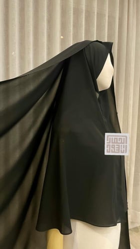 الخمار الفاخر (لا يحتاج لطرحة)