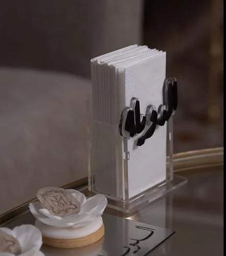 علبة مناديل بالاسم 3d