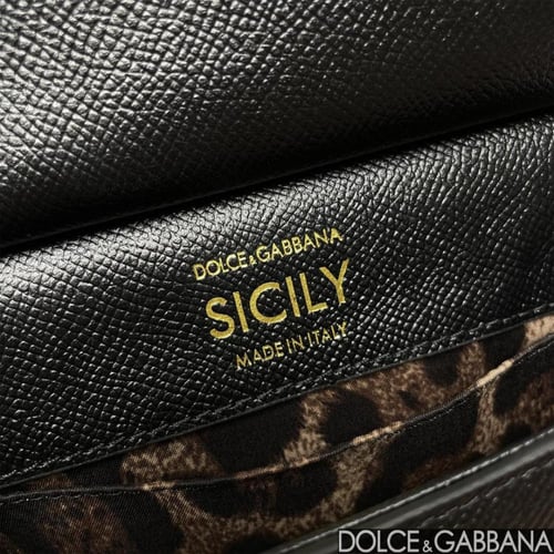 Small Dolce and Gabbana size 20 cm