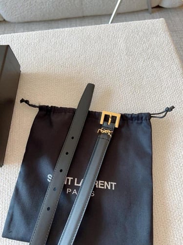 Saint Lurant belt in black