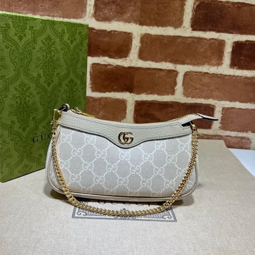 Mini Gucci bag