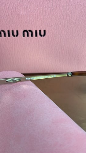 نظارات ميوميو