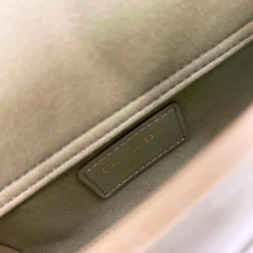 ليدي دي جوي ميني (16cm)