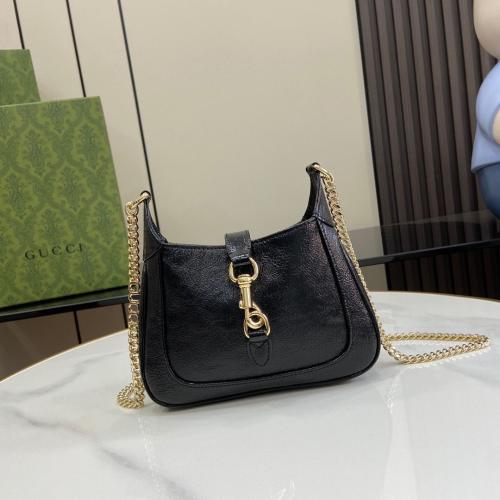 شنطة جاكي قوتشي