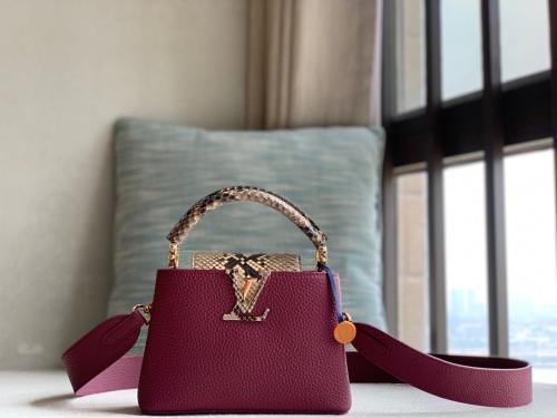 شنطة ال في كابوسين