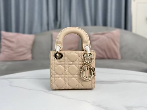 ليدي ديور مايكرو