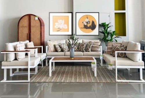 طقم جلسة حديد أبيض