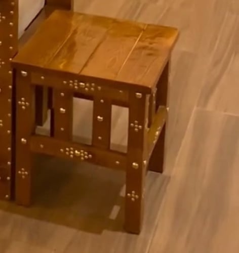 طاولة خدمة مربعة تراثي