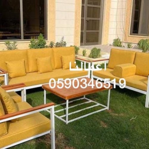 طقم جلسة حديد أبيض مع خشب لسبع أشخاص (سادة