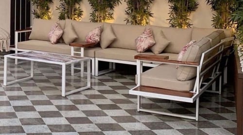 تفصيل جلسة حديد مع خشب بالمتر