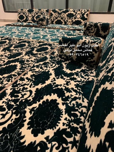 طقم جلسة بر وبحر أبو طير أخضر يكفي 8 أشخاص.