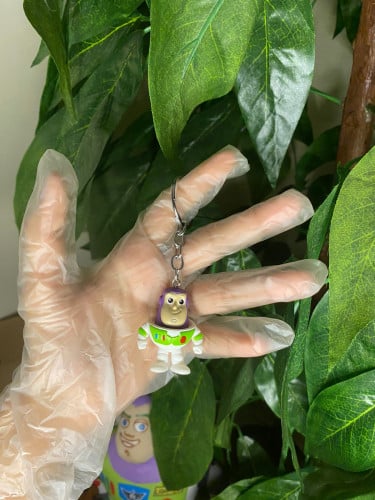 ميدالية باز يطير