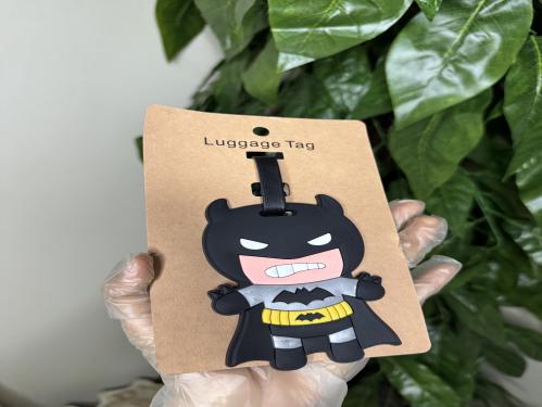 علامة حقيبة سفر باتمان