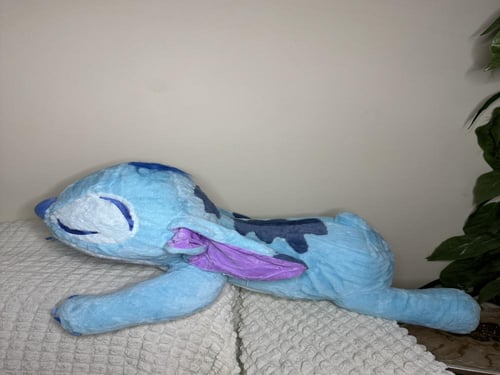 دمية ستيتش النائم