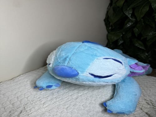 دمية ستيتش النائم