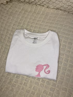 تيشيرت باربي تطريز من الامام