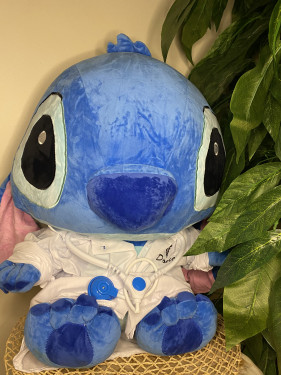 دمية ستيتش كبير مع لابكوت