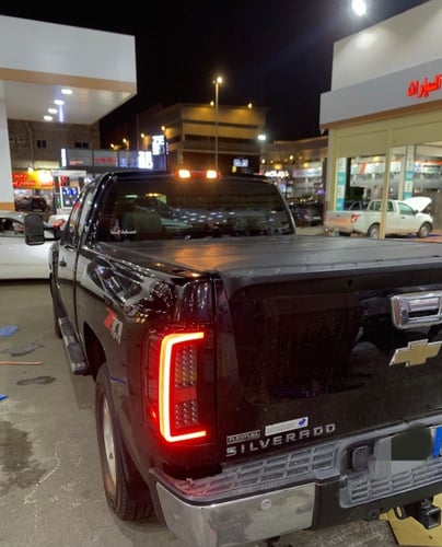 اسطب سيلفرادو 2007-2013 شكل رياضي اسود