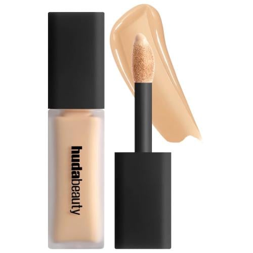 HUDA BEAUTY Concealer - Cookie Dough 4.3 N