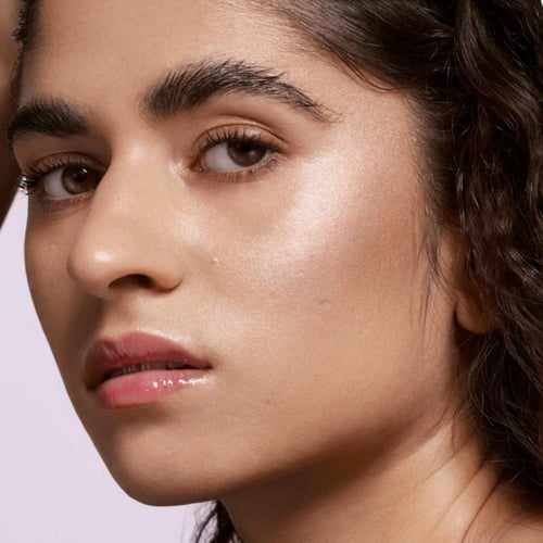 Fenty Beauty by Rihanna Demi'Glow Light-Diffusing...